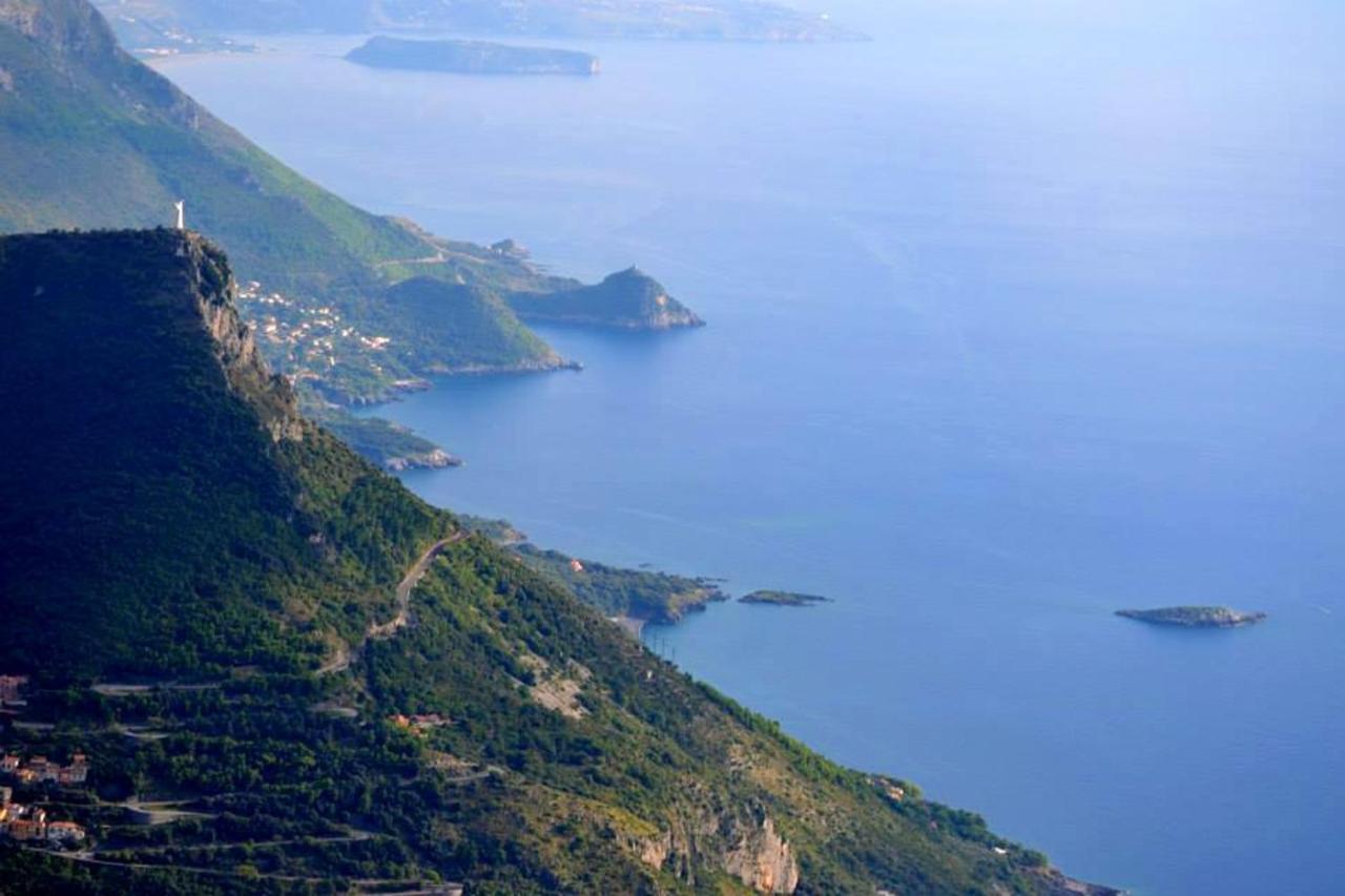 Comfortable Apartment In Maratea With Sea View 95 M² + Parking Eksteriør billede